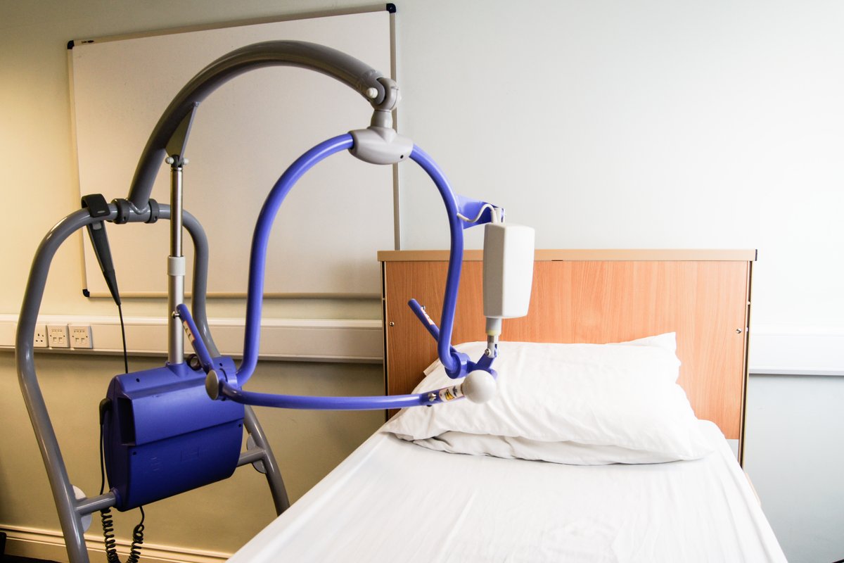 AcornSafety's tweet image. Our 6 day #MovingandHandling #TraintheTrainer course, highly regarded #qualification within the #healthcare industry, is back from the 16th Jan. bit.ly/4qO8g73. Delegates who pass the course can then #train their staff in #peoplehandling. Book now bit.ly/43m6Qq8