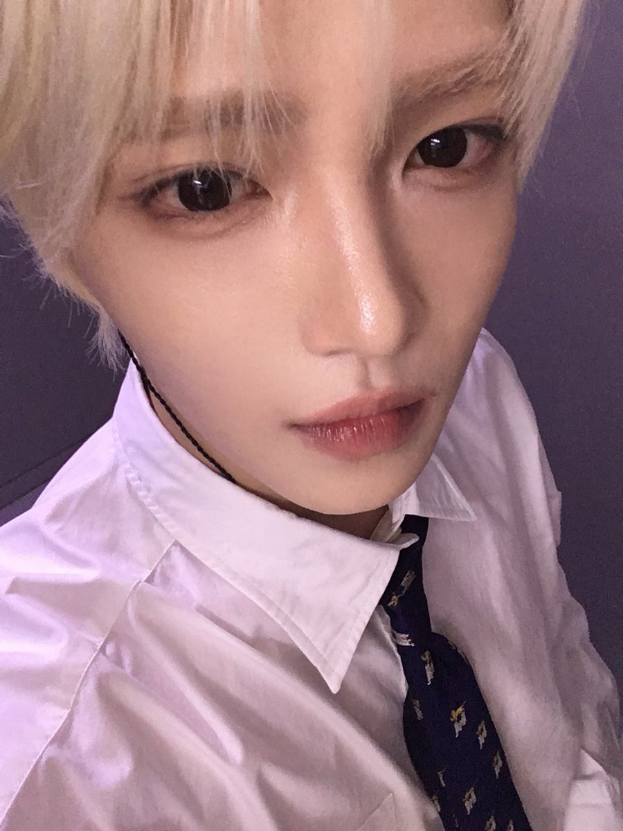 haneum_Official's tweet photo. [#장한음] 엔딩 포즈는 밤비즈를 위한 빼빼로데이 선물입니다!
사랑만 받는 날 보내요!

#장한음 #한음 #JANGHANEUM #HANEUM #CARTOON #Omnibus https://t.co/QD84ccIpvF