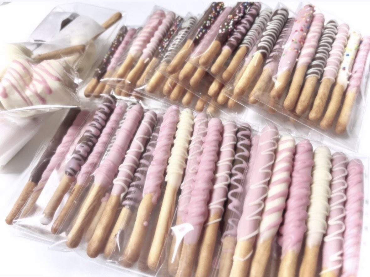 체력이슈로 올해는 못만들엇지만,
2년전에 만들었던 빼빼로라도…🎀