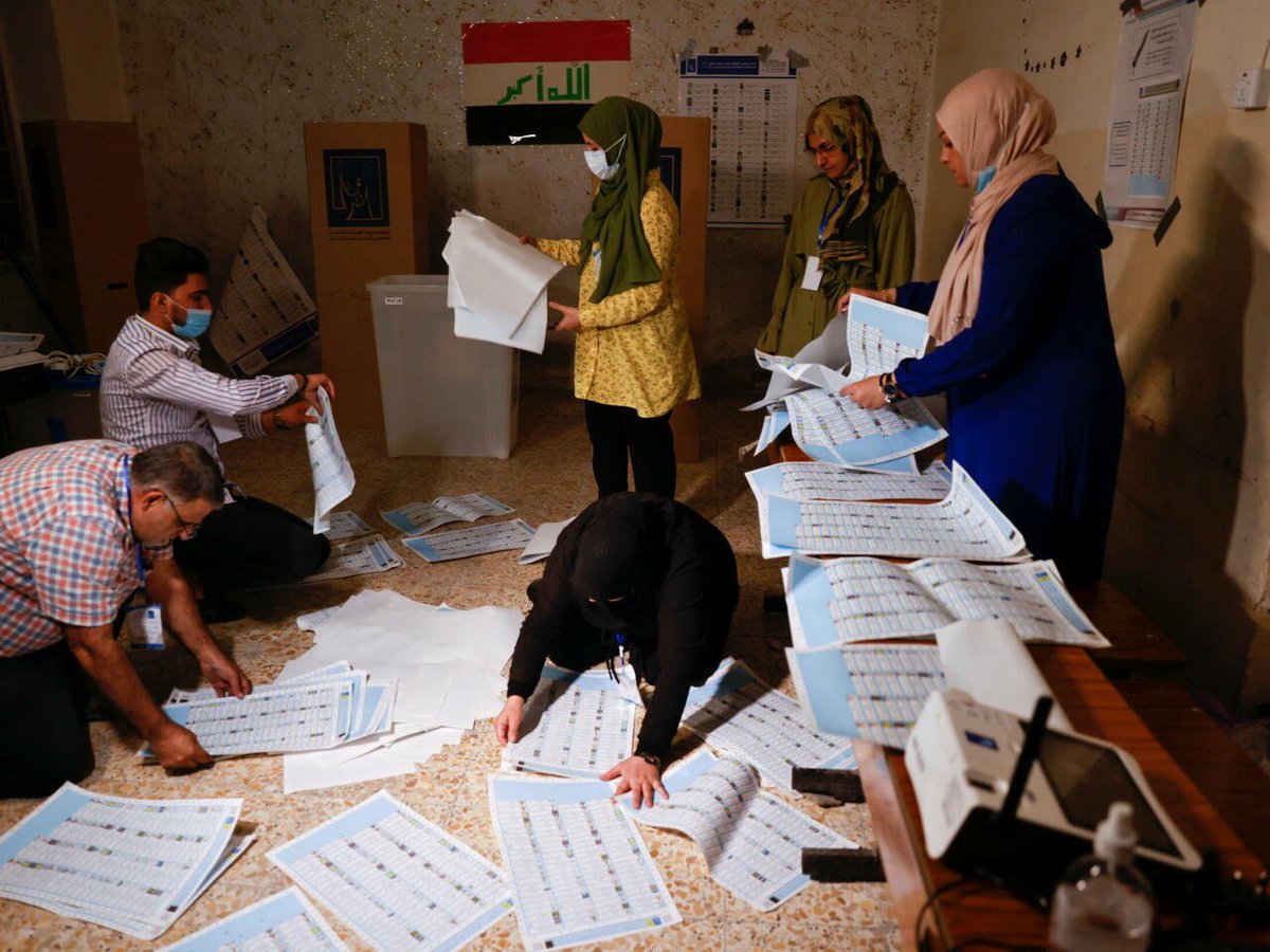 alrashediqq's tweet photo. إغلاق صناديق الاقتراع في الانتخابات البرلمانية في العراق
#انتخابات 
#أنتخابات_العراق
#العراق
#صناديق_الاقتراع https://t.co/TClbodXiHe