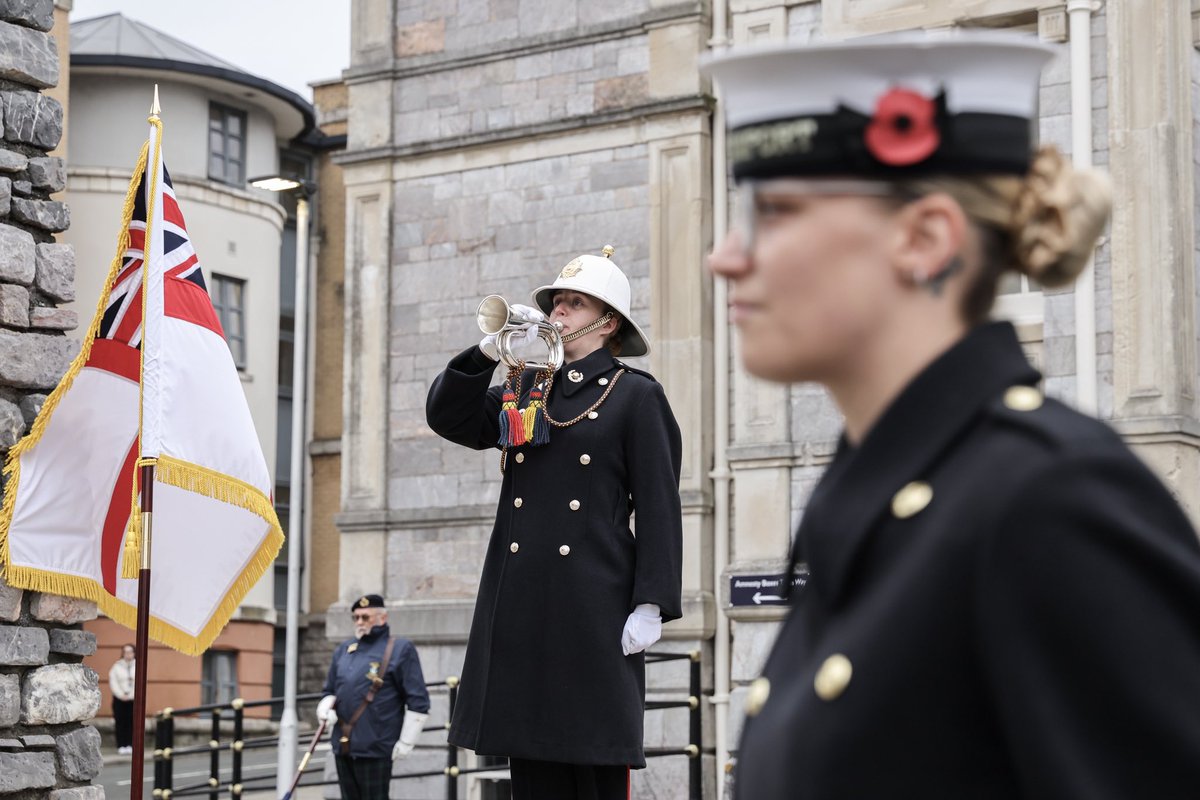 HMNB Devonport tweet media