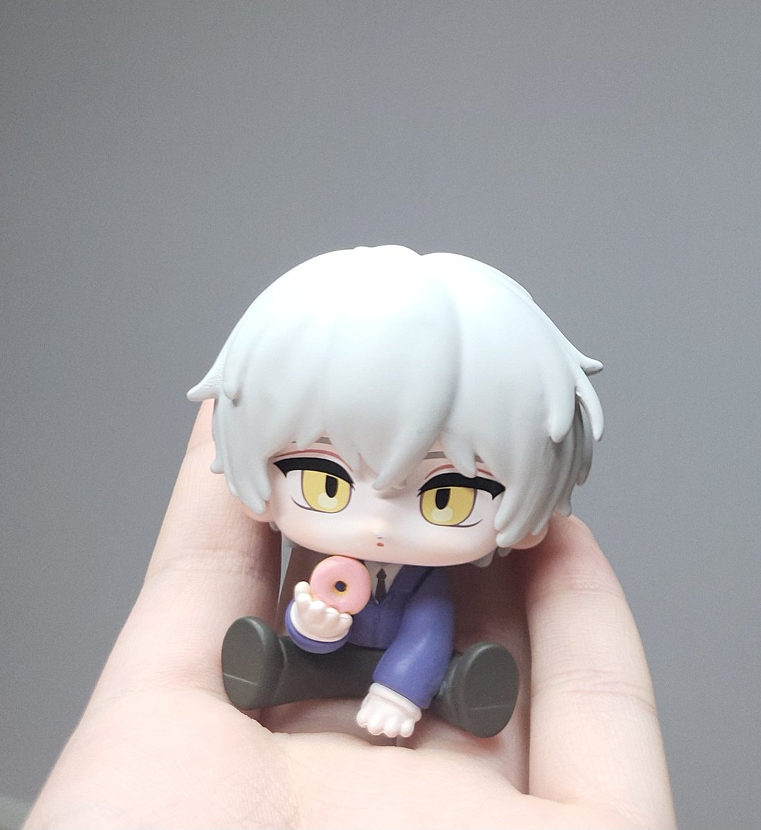 저도 이제 제삼이 있습니닷 
(🫶: @ s202577)