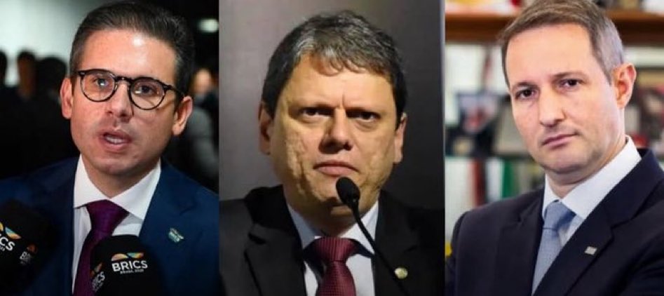 ESTOU SEM ACREDITAR!

Como MOTTA e DERRITE conseguiram mudar a LEI ANTIFACÇÃO para uma lei que PROTEGE FACÇÕES?
A nova PEC da blindagem quer impedir que a PF investigue o crime organizado.

A DIREITA É ASSUSTADORA E CRIMINOSA!
