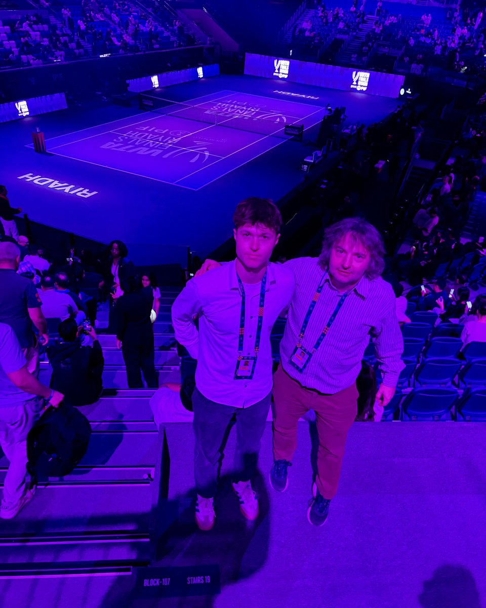 eSports media tweet media