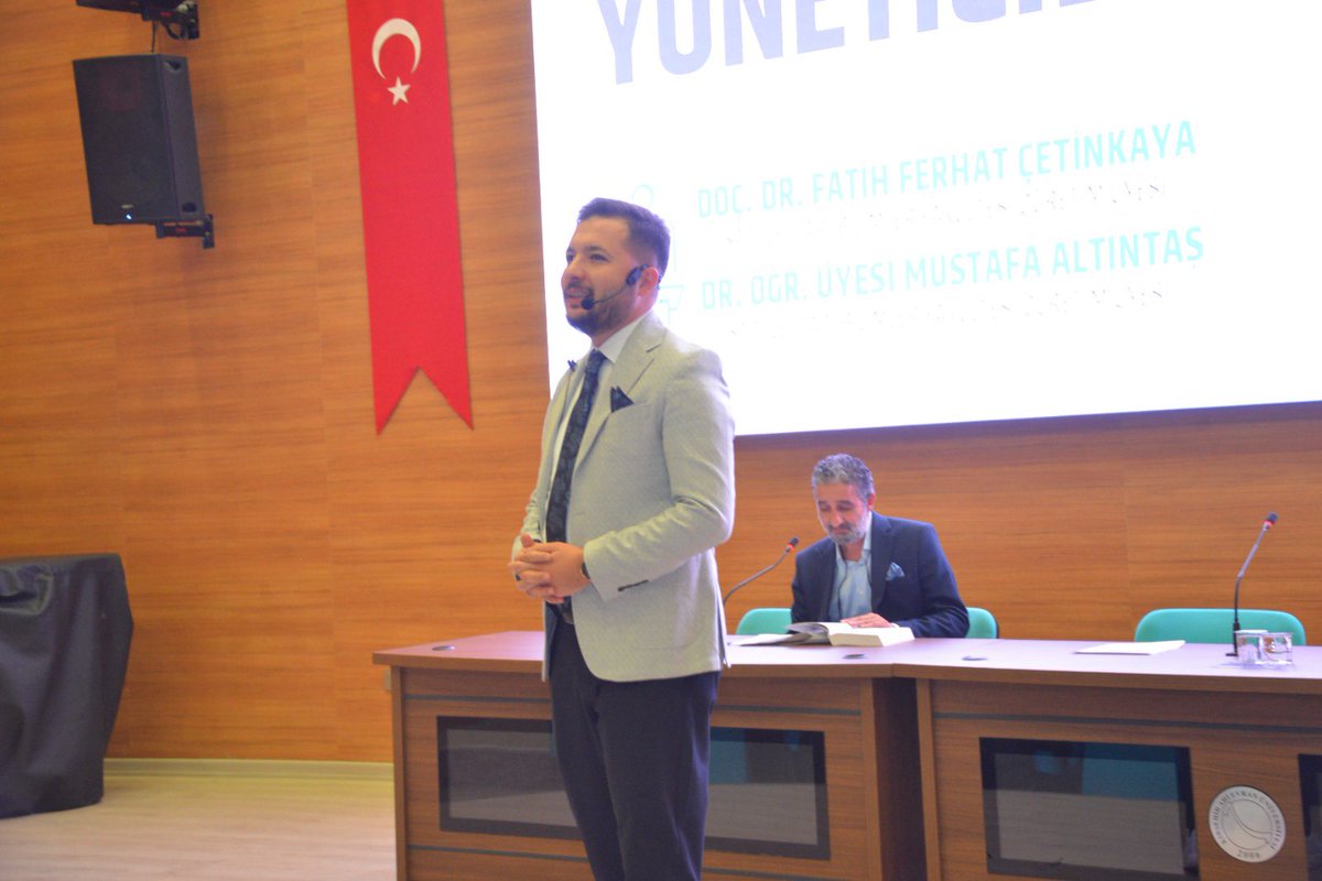 DrAltintastr's tweet photo. Personel Daire Başkanlığımız tarafından düzenlenen “Liderlik ve Yöneticilik” eğitimini bugün tamamladık. Darısı diğer eğitimlere… https://t.co/UUO2e2PYct