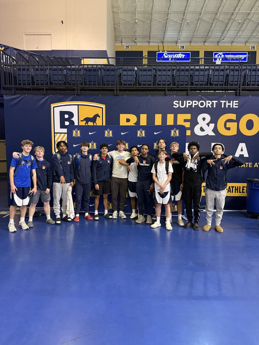 TRA_Basketball's tweet photo. Good first week back on the court!  Great catching up with former players Cooper Curtis and Dillon Butler. Proud of you guys! https://t.co/PUsu8p3gAI