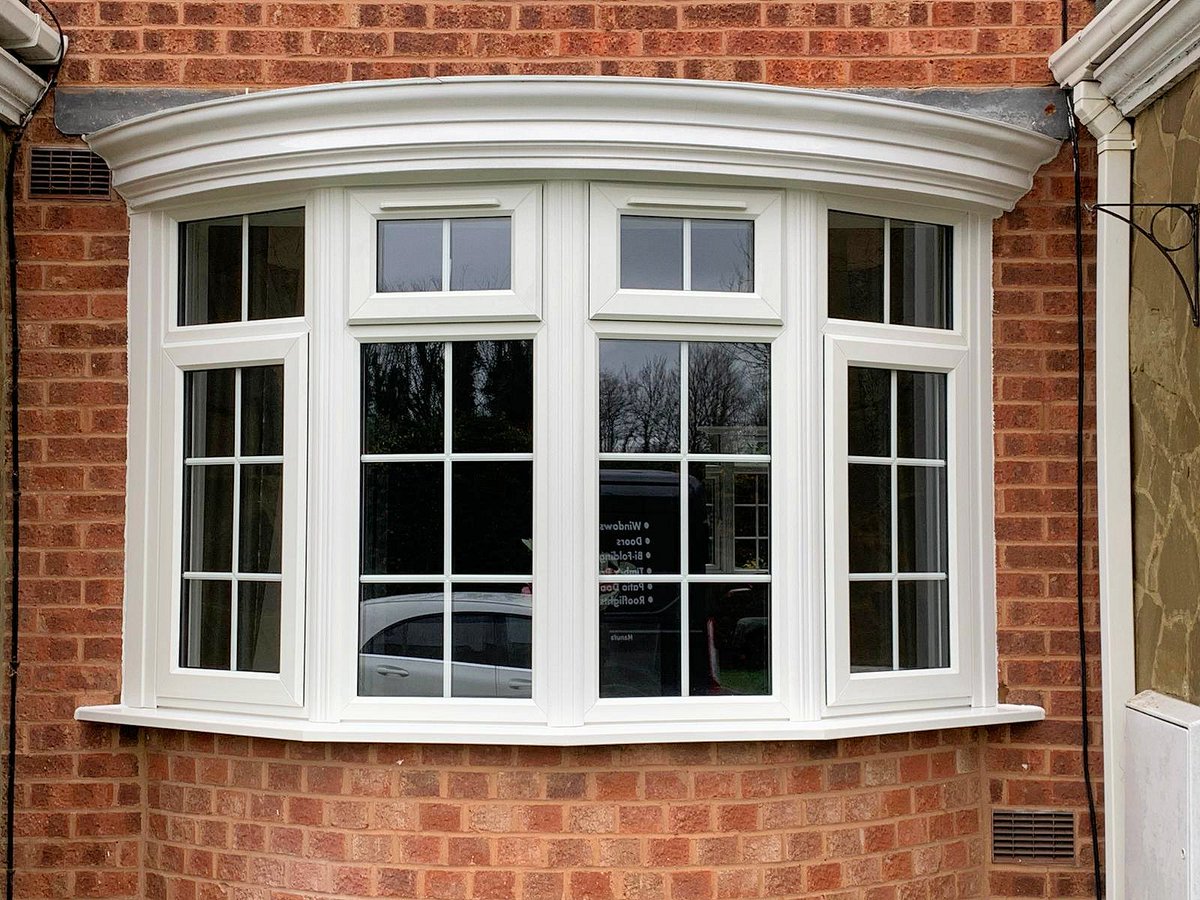 HarpWindows's tweet image. Rehau bay and casement windows with feature internal Georgian bars - installed today! 👋 #servicewithasmile #newwindows #EnergyEfficient #readyforwinter #keepwarm #cosyhom
