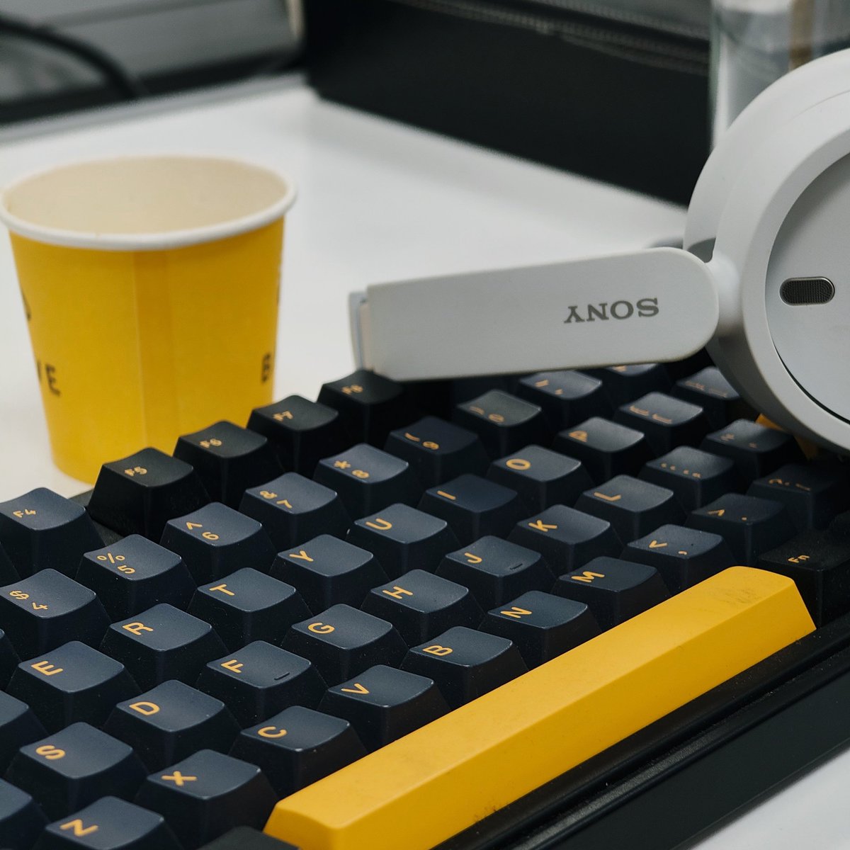 Coding, music and coffee. A developer's day.