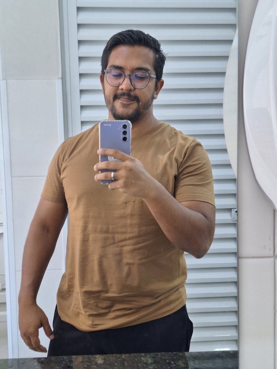 Carlos tweet media