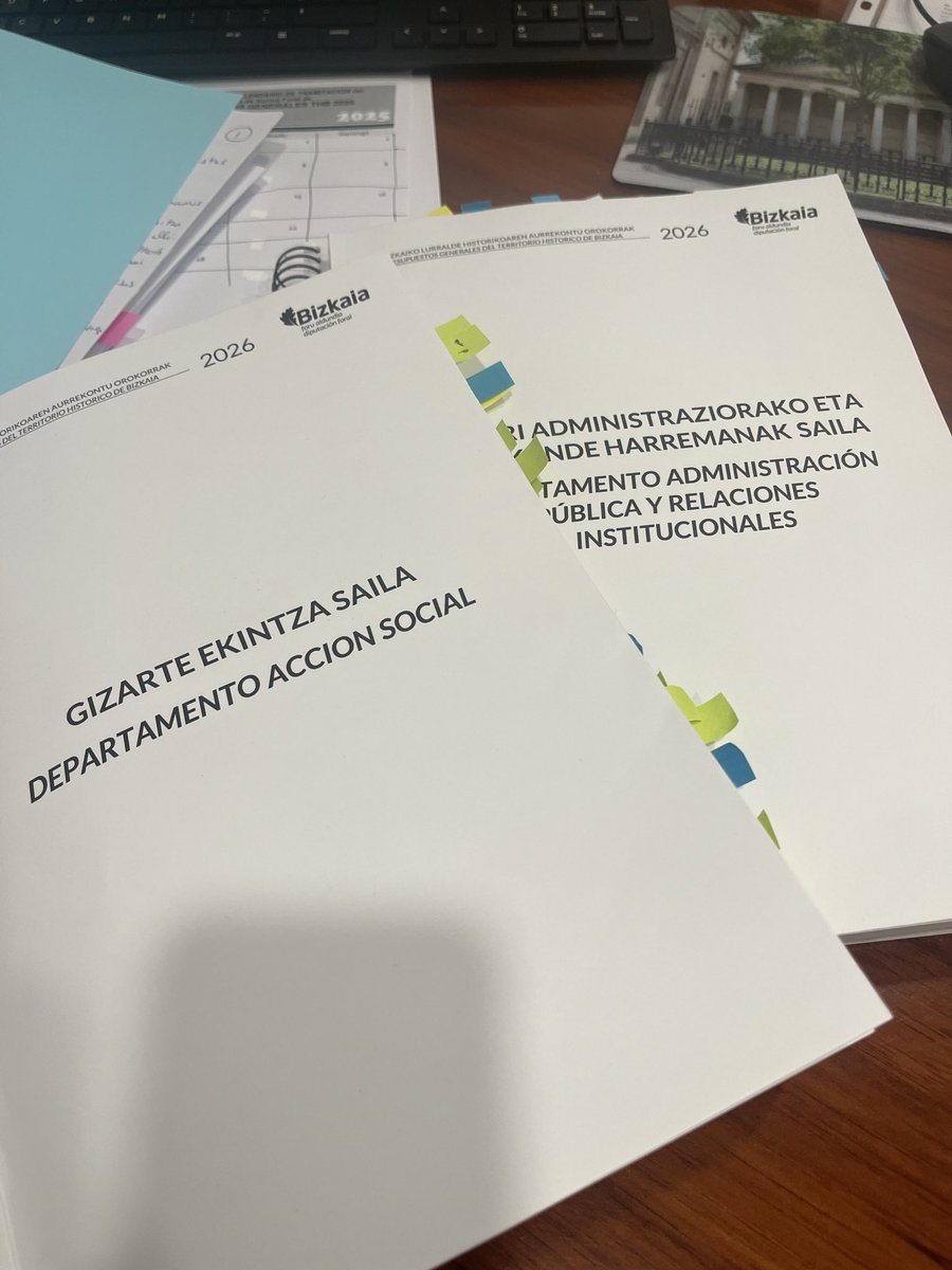 RaquelGlezDiez's tweet image. Terminamos esta tarde las comisiones por áreas de los #presupuestos 2026

Un modelo PNV+PSOE que parte de llenar arcas subiéndote impuestos para repartir los excesos sin ambición ni proyecto

Presupuestos en modo matemático:
Subida porcentual de lo que ya hay y adiós 

#AsiNo
