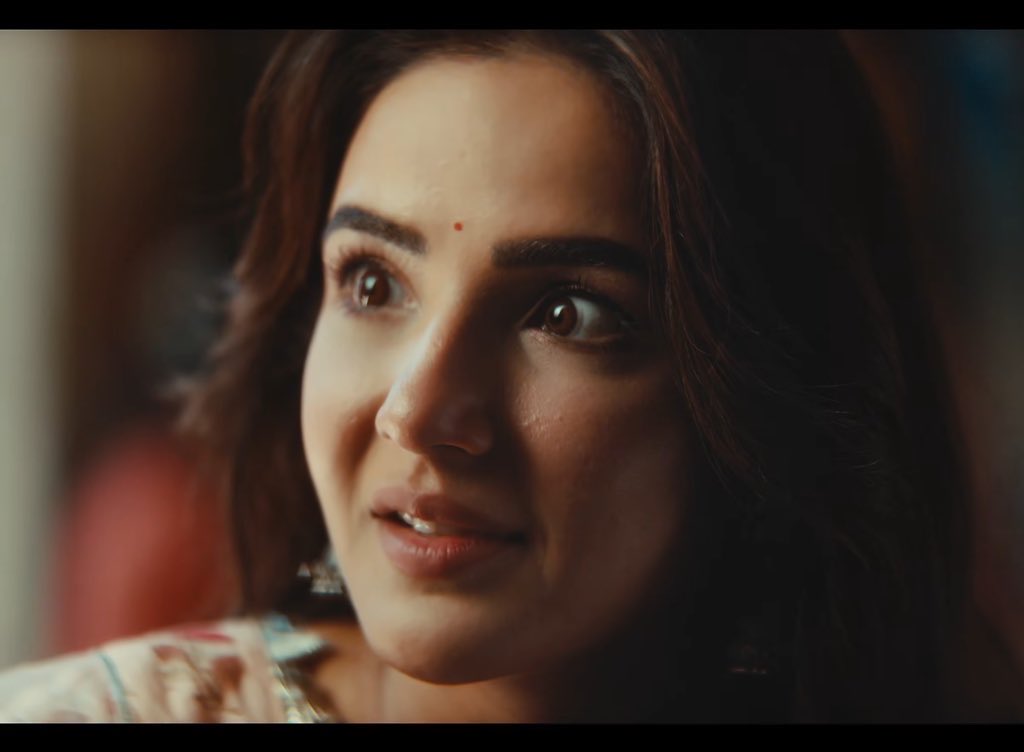 What a beautiful act by #JasminBhasin ❤️

#DilTeraTutega 

youtu.be/0vMFKiio--w?si…