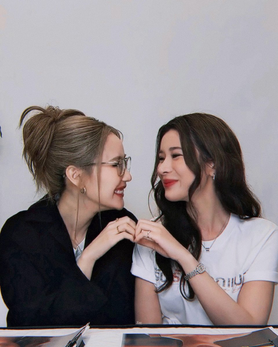 Zzz_point_II's tweet photo. #KaoJaneJaneKao #เก้าเจนเจนเก้า Cap

🧩

#janeeyeh #supassra_sp https://t.co/09fwZIVq5m