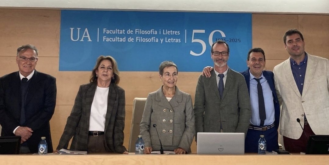 ℹ️ Hoy nos complace anunciar que tenemos dos nuevos prof. Titulares en este grupo:
- Alberto Rodríguez (<a href="/Berto1203/">Alberto Rodríguez-Lifante</a>) [Fac. Filosofía y Letras]
- María Tabuenca [Fac. Educación]

🥳🥳🥳 ¡Enhorabuena! 🥳🥳🥳