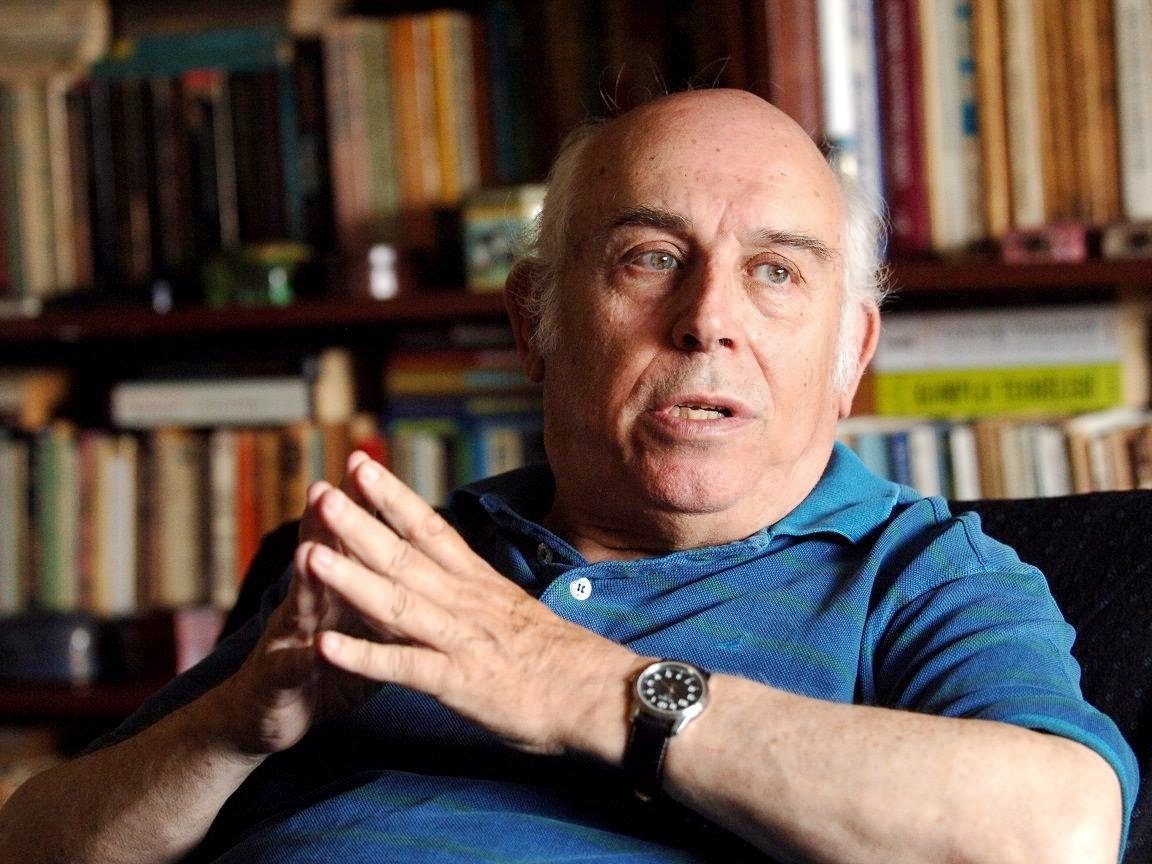 Esenler’de Jüri Özel Ödülü Halit Refiğ Anısına

Esenler Belediyesi tarafından bu yıl 6’ncısı düzenlenecek Esenler Film Festivali’nde Jüri Özel Ödülü, Türk sinemasının efsane yönetmeni Halit Refiğ anısına verilecek, usta yönetmen özel etkinlikle anılacak.

filmarasidergisi.com/esenlerde-juri…