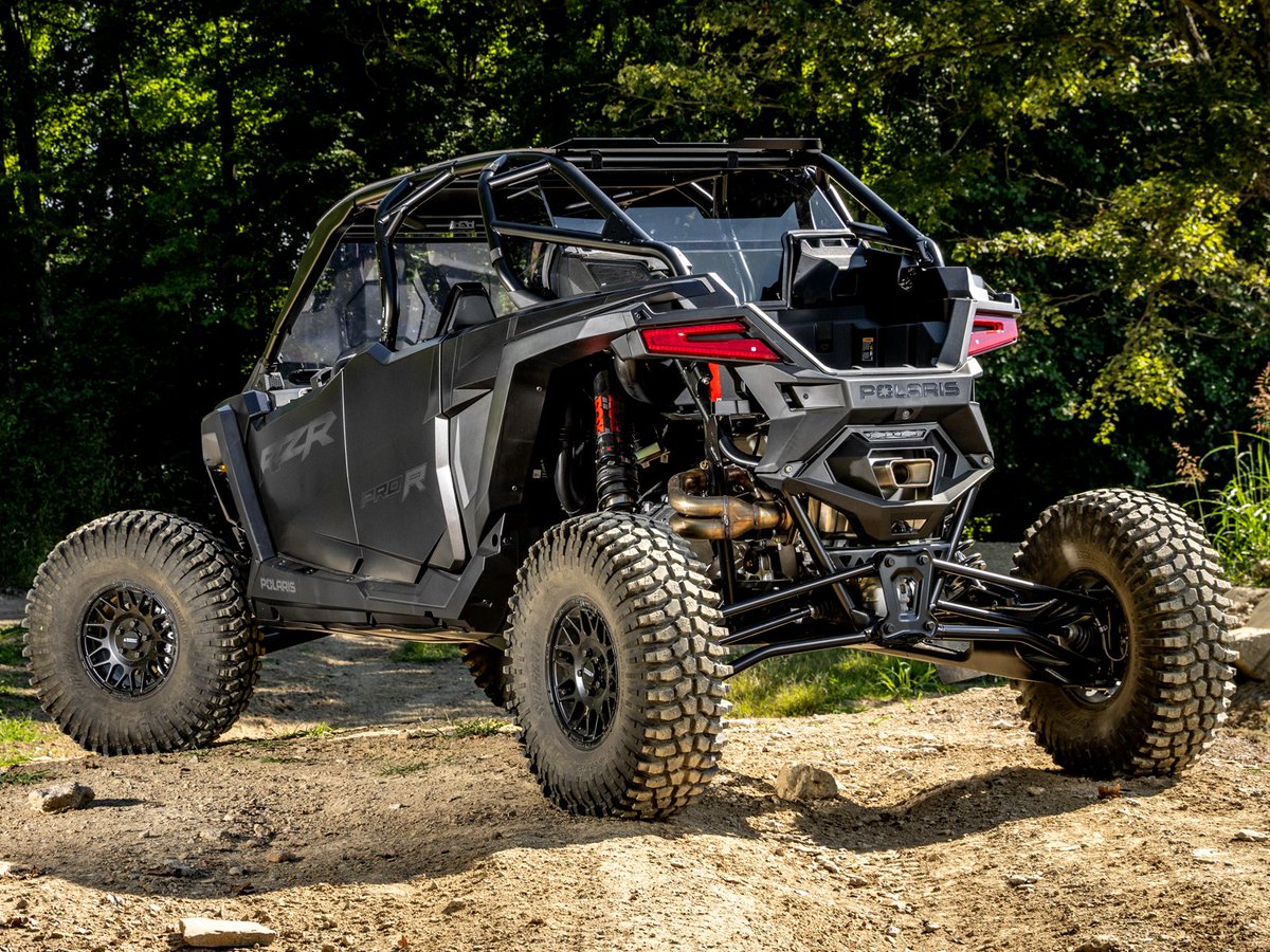 superatvtweet's tweet image. 🛡️ Finish your cab and get more comfort with #SuperATV’s #PolarisRZR #ProR Rear Windshield. It gives you year-round protection and stops the dust swirl caused by using a front windshield alone. You get comfort, protection, and better rides. 😎👍 #LetsRide