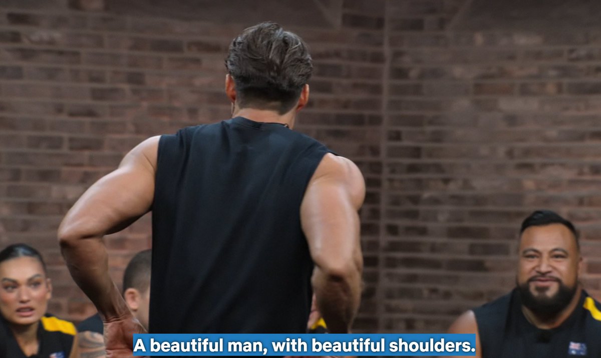 ryocchini's tweet photo. "a beautiful man with beautiful shoulders" exactly 
#PhysicalAsia https://t.co/RqOM3FhmGW