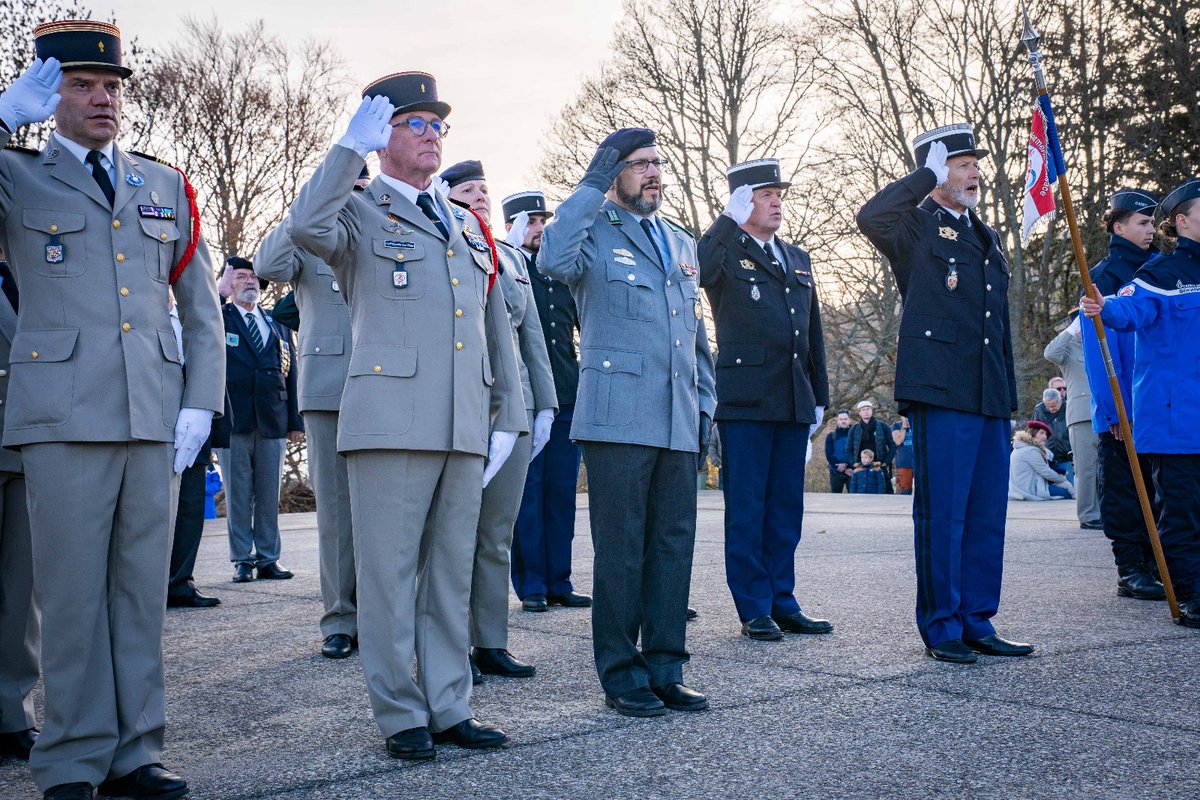 Brigade franco-allemande tweet media