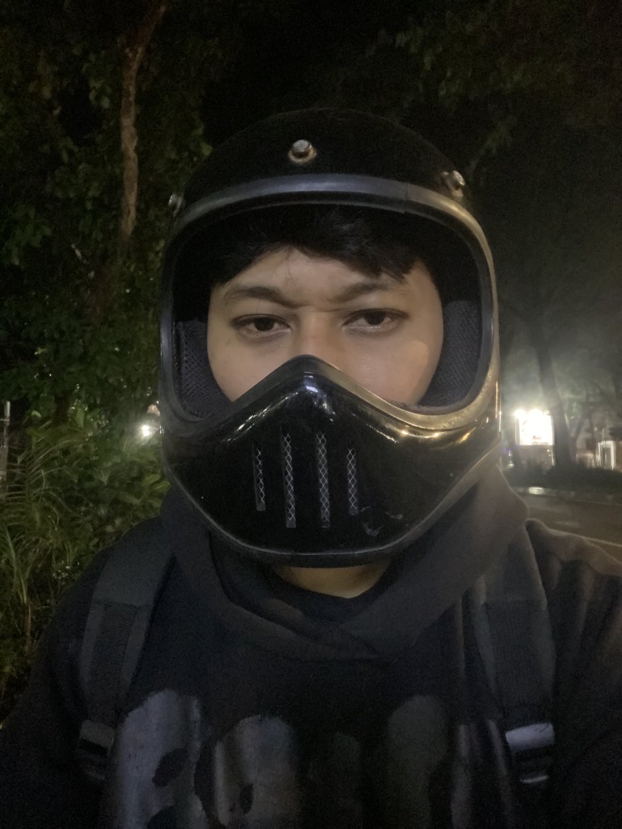 Adendumpp's tweet image. hidup passwordnya sendiri aja