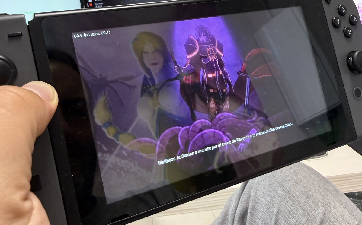 fernandum79's tweet image. Estaba comenzando nueva partida de #AeternaNoctis y ha sido mágico ver  como se reflejaba el cartel de #aeternaLucis en la pantalla 🥹