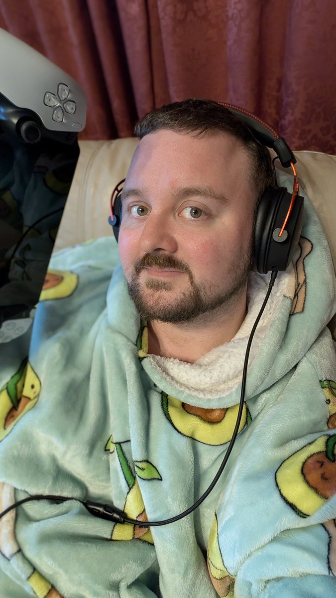 IceTigerZone's tweet image. Loving the new update @PlayStation has released on the PlayStation Portal, I get to finish Last of Us Part Two away from my workstation in my @The_Oodie without turning on my PS5!