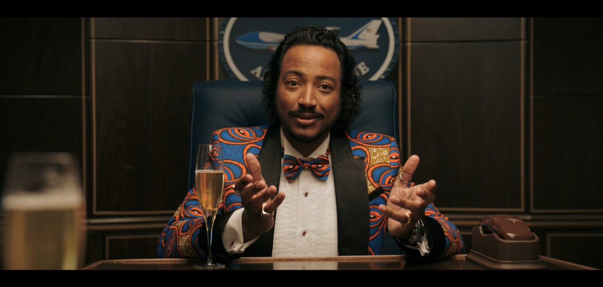 سكارف tweet media