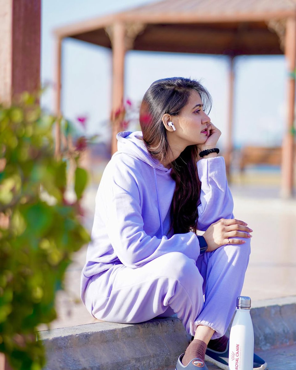 CokleyMary35146's tweet image. A calm mind, a soft morning, and a smile.
#PeaceVibes #LoveYourW