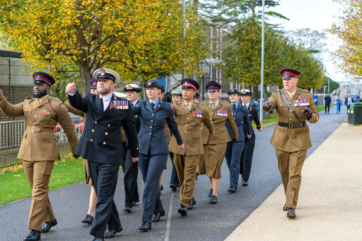 DMS_JHG_South's tweet photo. Today members of JHGS proudly attended Armistice Day services across Portsmouth@PHU_NHS, @portsmouthtoday &amp; HMS Excellent. We gathered alongside colleagues, veterans&amp;the public to honour the courage &amp; sacrifice of those who gave their lives in service.#ArmisticeDay #remembrance https://t.co/CmmO1OxKX9