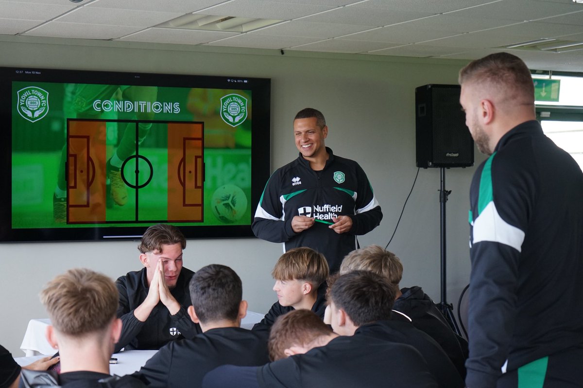YTCST08's tweet image. Academy Manager Jamie Phillip took the Under 19 squad on Monday in preparation for his UEFA A Licence ⚽️ Followed by Match Prep for Wimborne Town in the U19 National League!