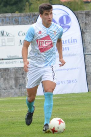 CompoStats's tweet image. #ComposNoia 

Muchos reencuentros este domingo en San Lázaro. Empezando por Alberto Mariano; Paco, Queiruga y Constenla pasaron por el primer equipo del Compos, además de muchos otros por la base. Samu hizo el camino contrario.