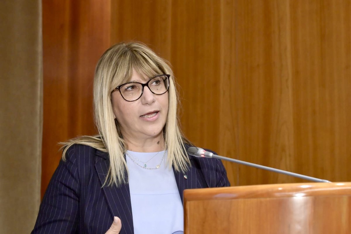 Lavoro, #DanielaFumarola: “Rinnovo CCNL Dirigenti Area Funzioni Locali 2022/2024 risultato significativo per i benefici economici e normativi. Si chiude stagione contrattuale rendendo così possibile l’avvio delle trattative del triennio 2025/2027”. 
Leggi il comunicato👉