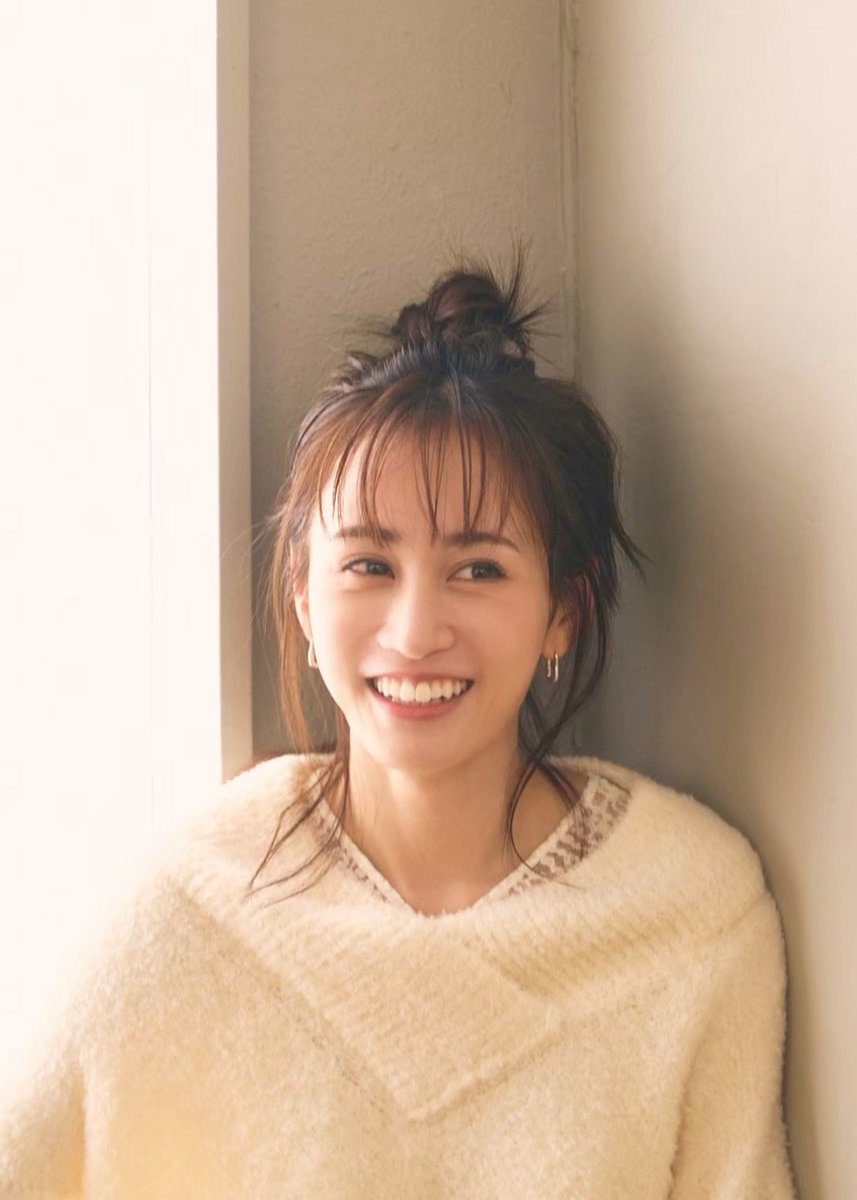 前田敦子写真集【公式】 (@atsuko_book) / Posts / X