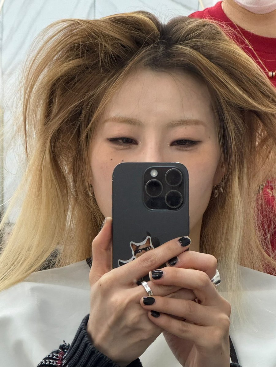 초콕 tweet media