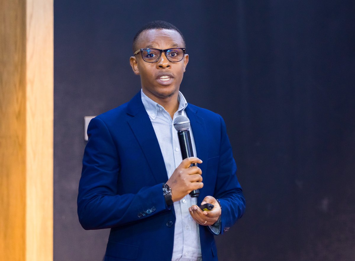 RwandaLocalGov's tweet photo. Minister @Dominiquehab appreciated CSOs' contributions, highlighting significant attained progress, including poverty reduction from 39% in 2017 to 27% in 2024. "These efforts guide us toward a Rwanda where citizens' voices are heard and services are accessible”. https://t.co/OD8swzM8KE