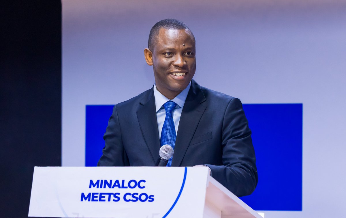 RwandaLocalGov's tweet photo. Minister @Dominiquehab appreciated CSOs' contributions, highlighting significant attained progress, including poverty reduction from 39% in 2017 to 27% in 2024. "These efforts guide us toward a Rwanda where citizens' voices are heard and services are accessible”. https://t.co/OD8swzM8KE