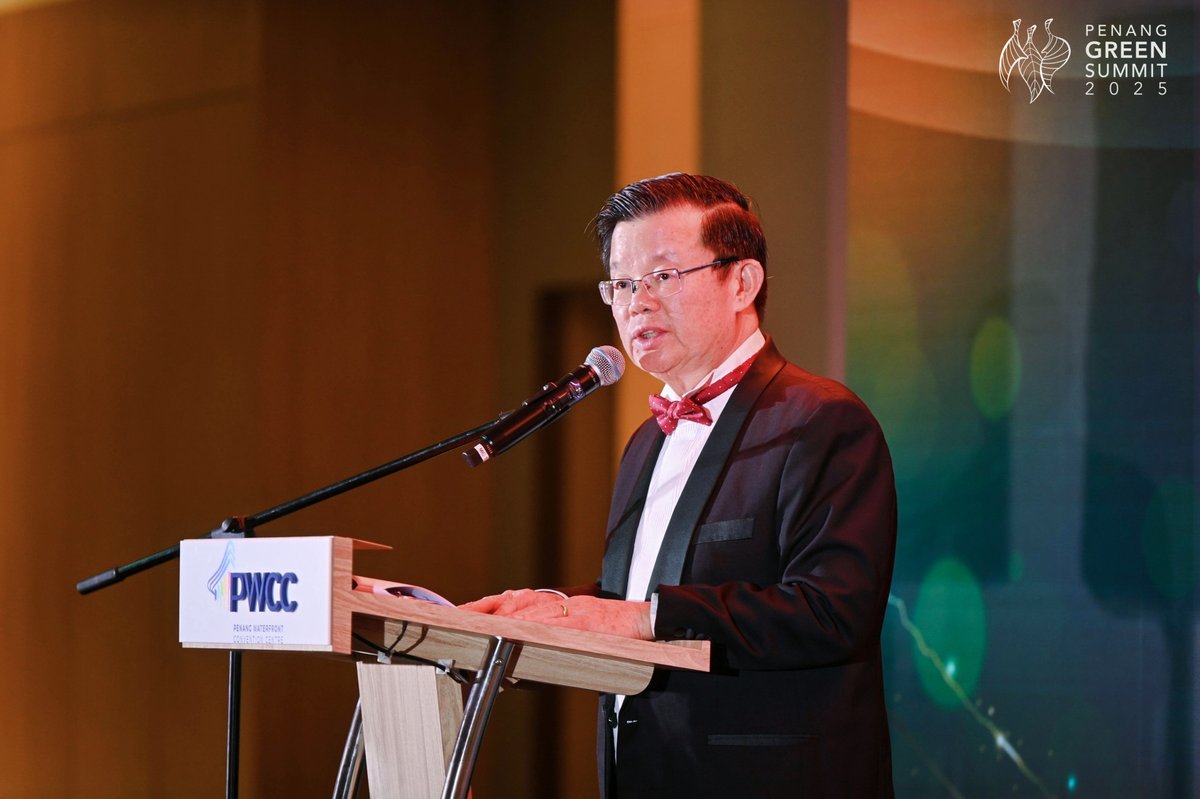 lumileds's tweet image. The Penang Green Council &amp;amp; @PBAPP recently recognized Lumileds with the Penang Green Office &amp;amp; AQUASAVE certifications, recognizing our commitment to sustainability &amp;amp; water conservation 🌿

Thank you to our team for making our sustainability goals a reality!