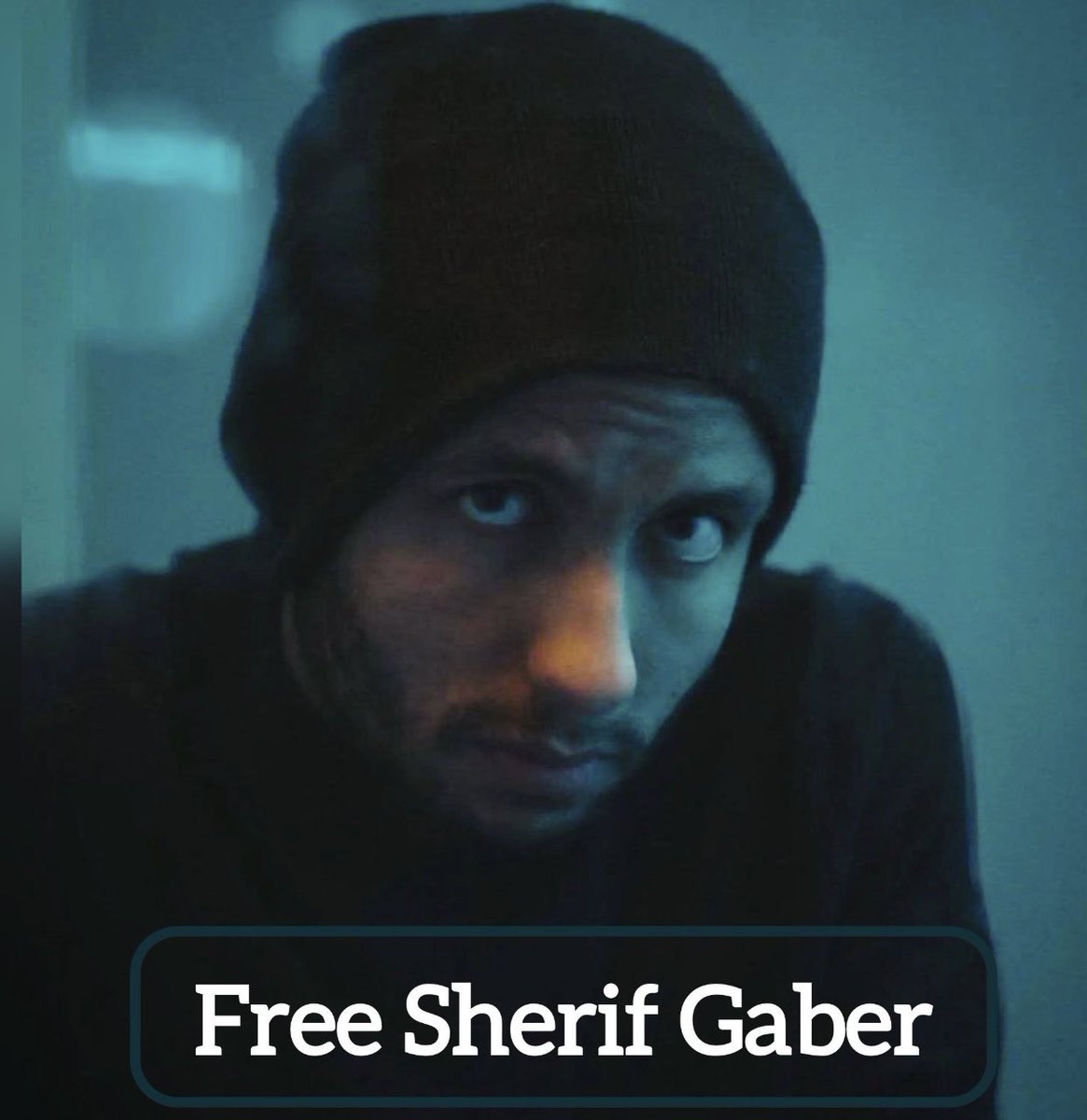 ارهاب دولة ضد شاب موهوب
٩ سنوات وهو متخفى وهارب فى مكان مجهول واخيراً يقبض عليه ويسجن فعليا، فما هى جريمة هذا الشاب الموهوب؟.
فقط انه أنتقد الاسلام بطريقة علمية ذكية موثقة.
الدولة التى تتواطىء فى خطف القبطيات وأسلمتهن،تظهر انيابها المتوحشة ضد اى حرف نقد للإسلام!
الحرية لشريف جابر