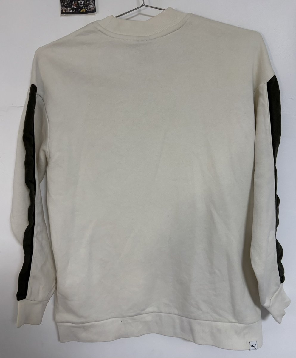teeyusp's tweet photo. เสื้อ PUMA  สีครีมออฟไวท์
รอบอก ประมาณ 50 ซม. ยาว26-27 นิ้ว
ส่งต่อ 300

#ส่งต่อPUMA #PUMA #เสื้อผ้ามือสอง #โล๊ะตู้ #ส่งต่อเสื้อผ้ามือสอง #เสื้อผ้ามือสองสภาพดี #เสื้อผ้าราคาถูก  #เสื้อกันหนาวมือสอง https://t.co/y1zjns1bVB
