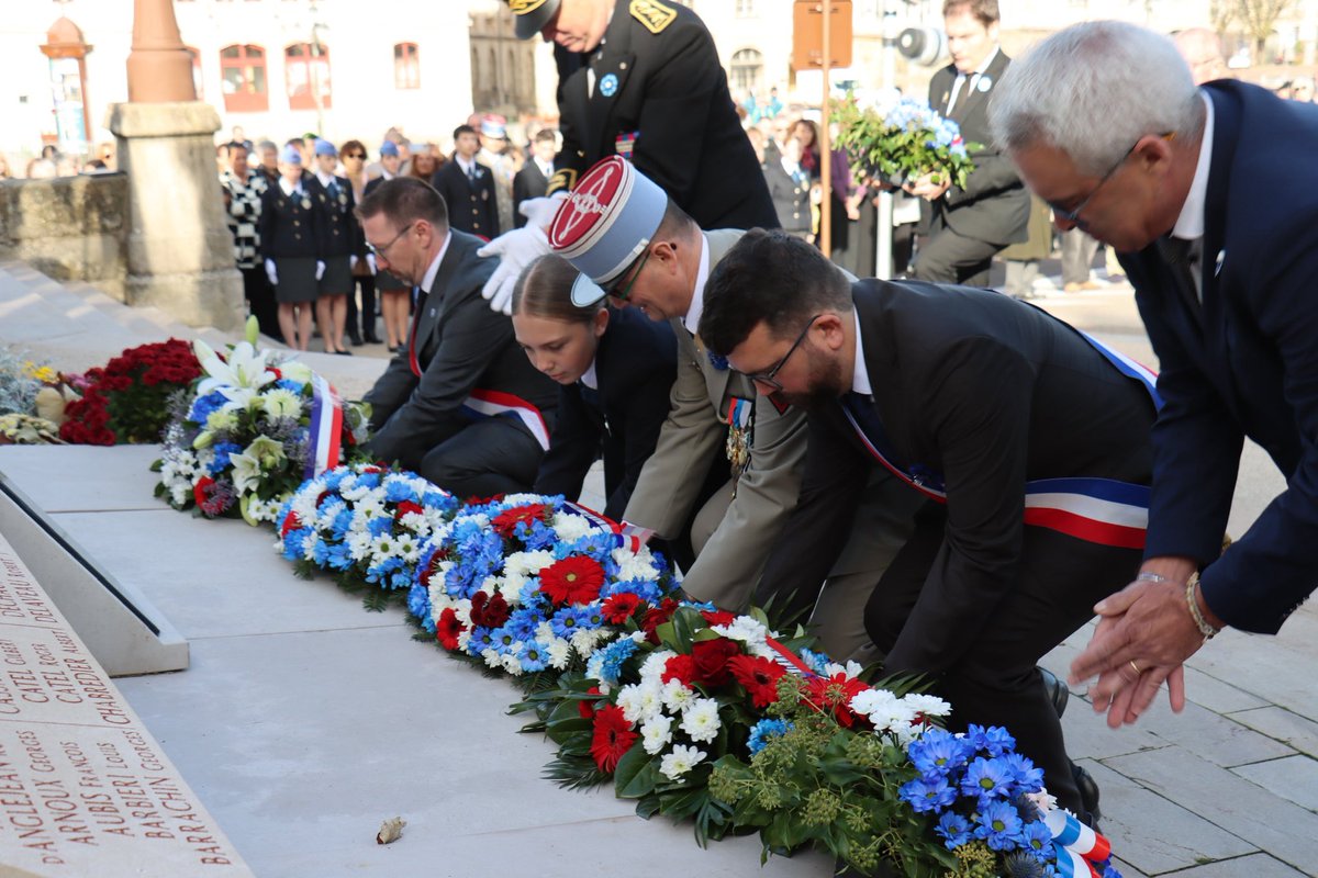 Lycée militaire d'Autun tweet media