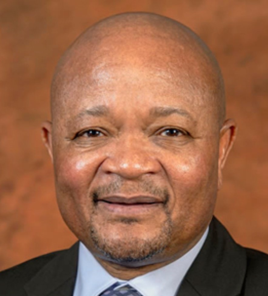 Breaking news 

Suspended Police Minister Senzo Mchunu has been granted special leave by the ANC and will step away from all political duties.