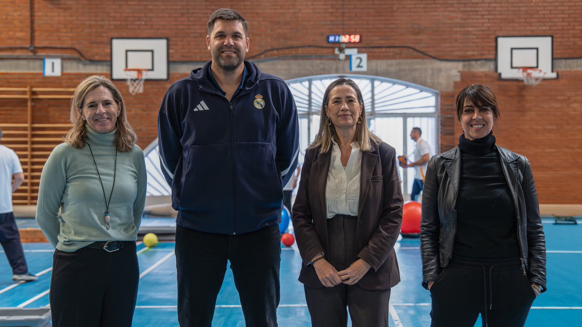 🏀Felipe Reyes visita a los participantes del programa Emprendeporte.
<a href="/MADRID/">Ayuntamiento Madrid</a> | <a href="/UnicajaBanco/">Unicaja</a>

🔗bit.ly/3LAXFfl
#FundaciónRM