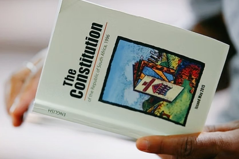 Ad-Hoc Committee | ⚖️

It's not true that the NPA protects citizens. They don't....

It's absolutely not true that the HAWKS and SAPS follow the law and protect citizens. It's not true! They are no different from the operations of the apartheid regime. 

Many cases are