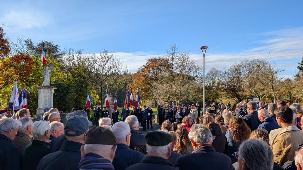 chateau_gontier's tweet image. #commemoration du #11novembre aujourd'hui à Château-Gontier sur Mayenne dans la commune déléguée d'Azé. Moment fort du #souvenir de la fin de la 1re Guerre mondiale.