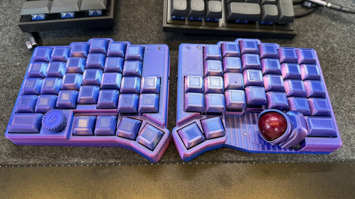 もずく ロープロ版 roBa 組立済み完成品 もずく roBa 組立済み完成品 2024年末に積キーを消費する話 #自作