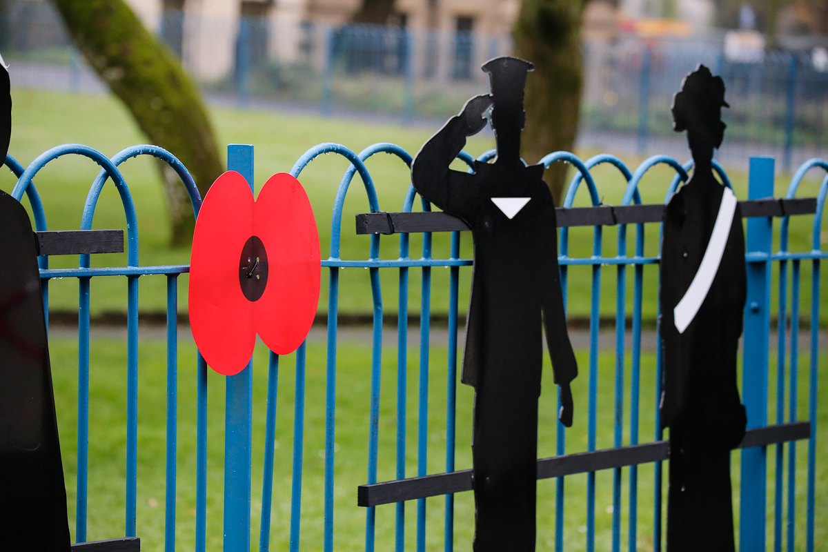 Ar yr unfed awr ar ddeg, yn angof ni chânt fod.

Heddiw, ar Ddiwrnod y Cadoediad 2025, rydyn ni'n anrhydeddu'r rheiny a gafodd eu lladd yn y ddau ryfel byd a brwydrau eraill ers hynny.

Dyma ragor o wybodaeth am ein Gwasanaeth Cyngor i Gyn-filwyr: orlo.uk/e8qc3