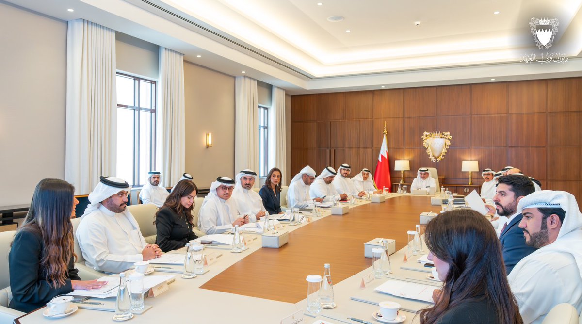 BahrainCPnews's tweet image. HRH the Crown Prince and Prime Minister, #Salman_bin_Hamad Al Khalifa, chaired the 514th meeting of the Government Executive Committee, which reviewed progress on key tourism indicators, preparations for the 46th #GCC Supreme Council session in #Bahrain, and developments on the…