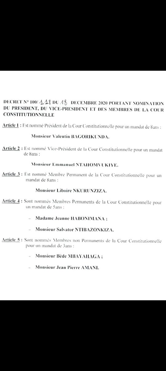 P_Niyonizigiye's tweet image. #CourConstitutionnelle: Vers la fin du #mandat de 5 ans pour 2 membres. Points à anticiper: (i) Eviter les erreurs de 2023: retard dans la nomination et mandat de 3 ans au lieu de 8 ans. (ii) Corriger le déséquilibre genre en nommant 2 femmes (l&apos;unique femme termine son mandat).