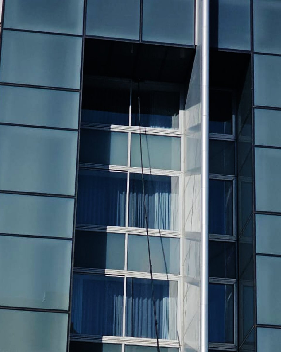 skysiteza's tweet image. Water Fed Pole Window Cleaning: Safe, Efficient, and Cost-Effective
 It&apos;s ideal for buildings up to 5 storeys, depending on layout and location.
skysite.co.za

#Skysite #ropeaccess #workatheight