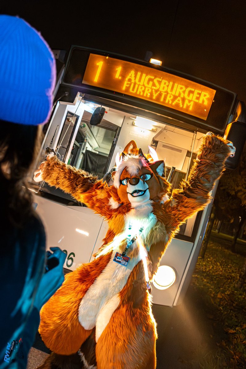 RyuxWolf's tweet image. Finished my pictures of the 1. Augsburger Partytram! @mucfurrytram @MuenchnerFurs 

Have fun watching them! :3 

[LINK]
flickr.com/gp/138045540@N…

Suiter:

@/ao_deerfox on TG
@VampieLp 
@_OnlyMaple 
@astertz_