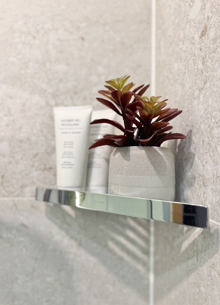 TheTapEndDesign's tweet image. Are you a basket, alcove or shelf person when it comes to showers and bottle storage? 

We like a bit of everything and we are always trying out new inventive ways to bring interest to this element of practical bathroom design 🤍 

Inspire us today, tell us what ideas you have?