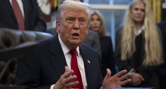 🇺🇸🇮🇳Trump: Hindistan ile anlaşmaya oldukça yakınız➕Trump, Hindistan mallarına uygulanan gümrük tarifelerinin bir noktaya kadar düşüreceklerini ve anlaşmaya yakın olduklarını açıkladı.